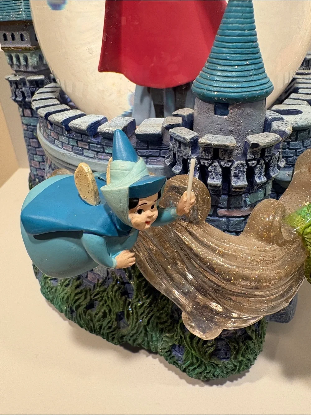 Disney Sleeping Beauty Aurora and Fairies Castle Snow Globe Musical RARE & HTF